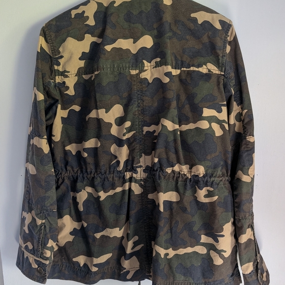 GAP ladies camo cotton jacket size M. - Picture 2 of 2